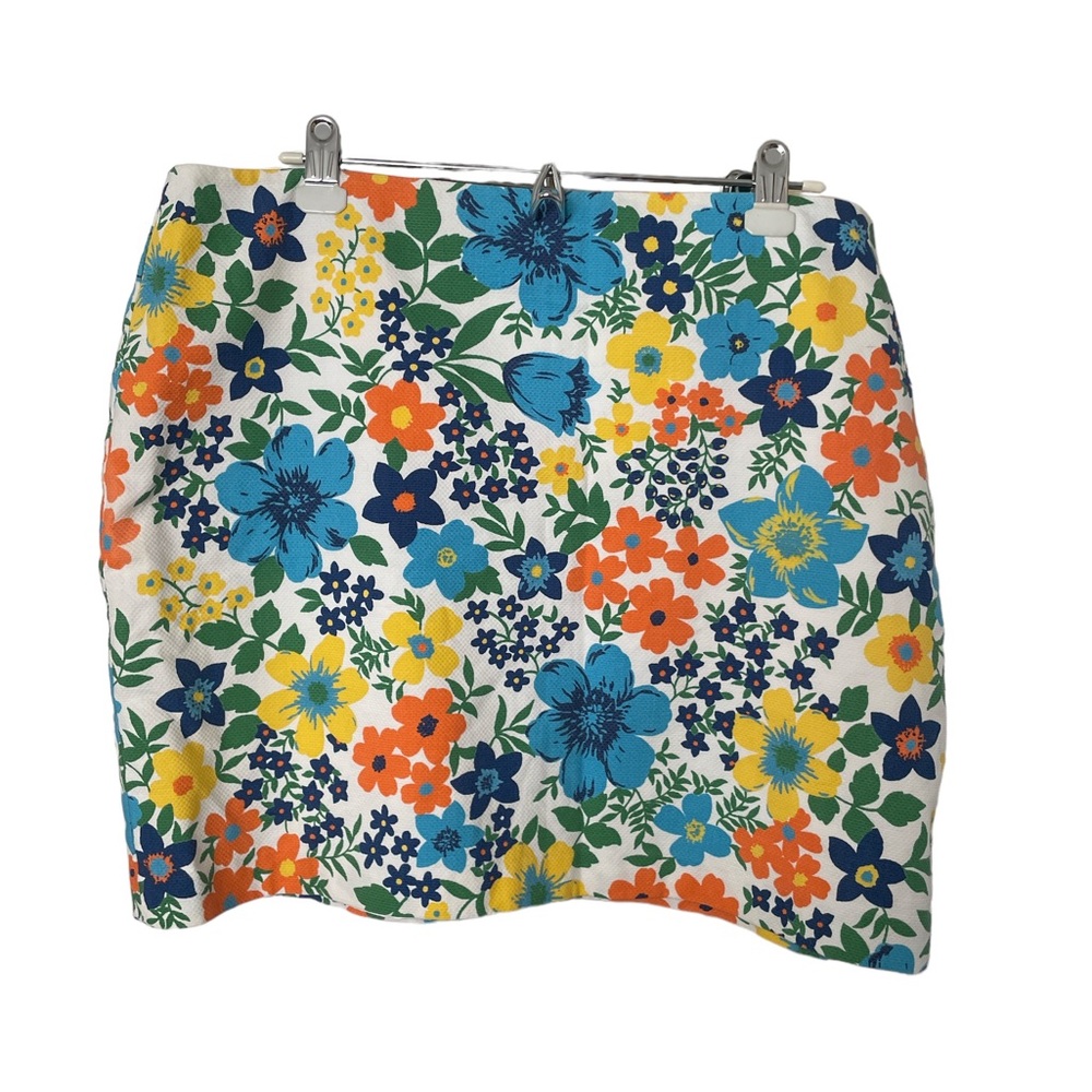 EUC Cute Tommy Hilfiger skirt